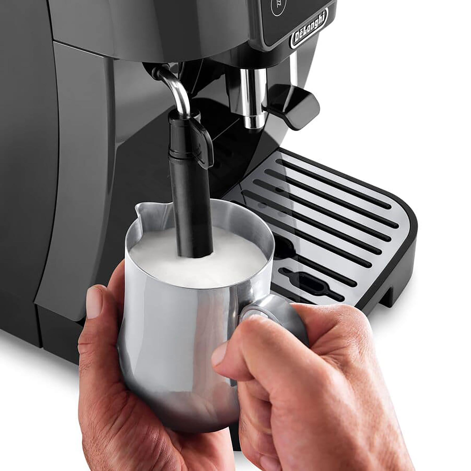 DeLonghi Kaffeevollautomat Magnifica Start ECAM220.22.GB 