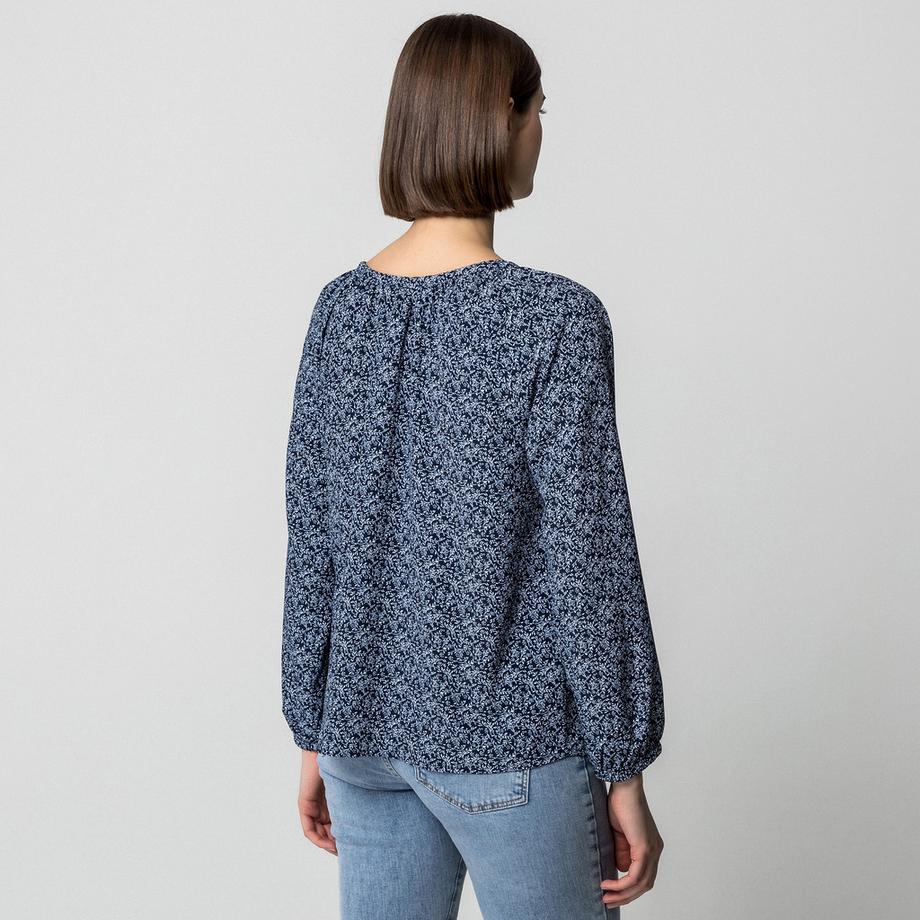 Manor Woman All-Over Print Bluse  