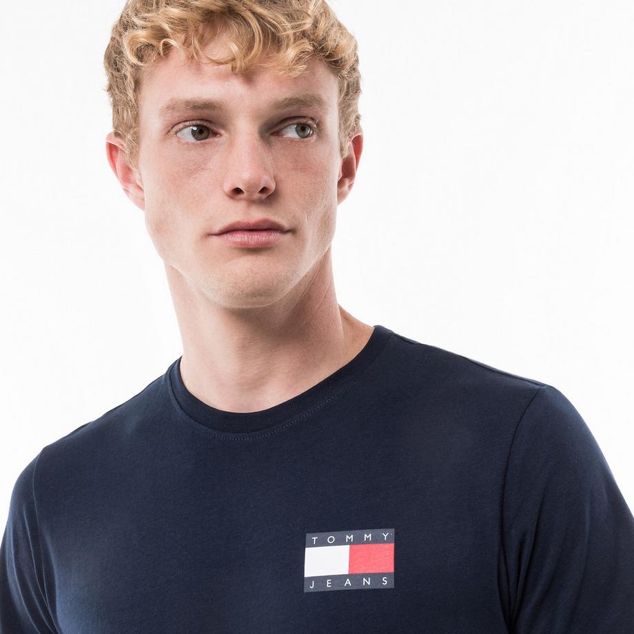TOMMY JEANS TJM Slim Essential Flag T-Shirt  