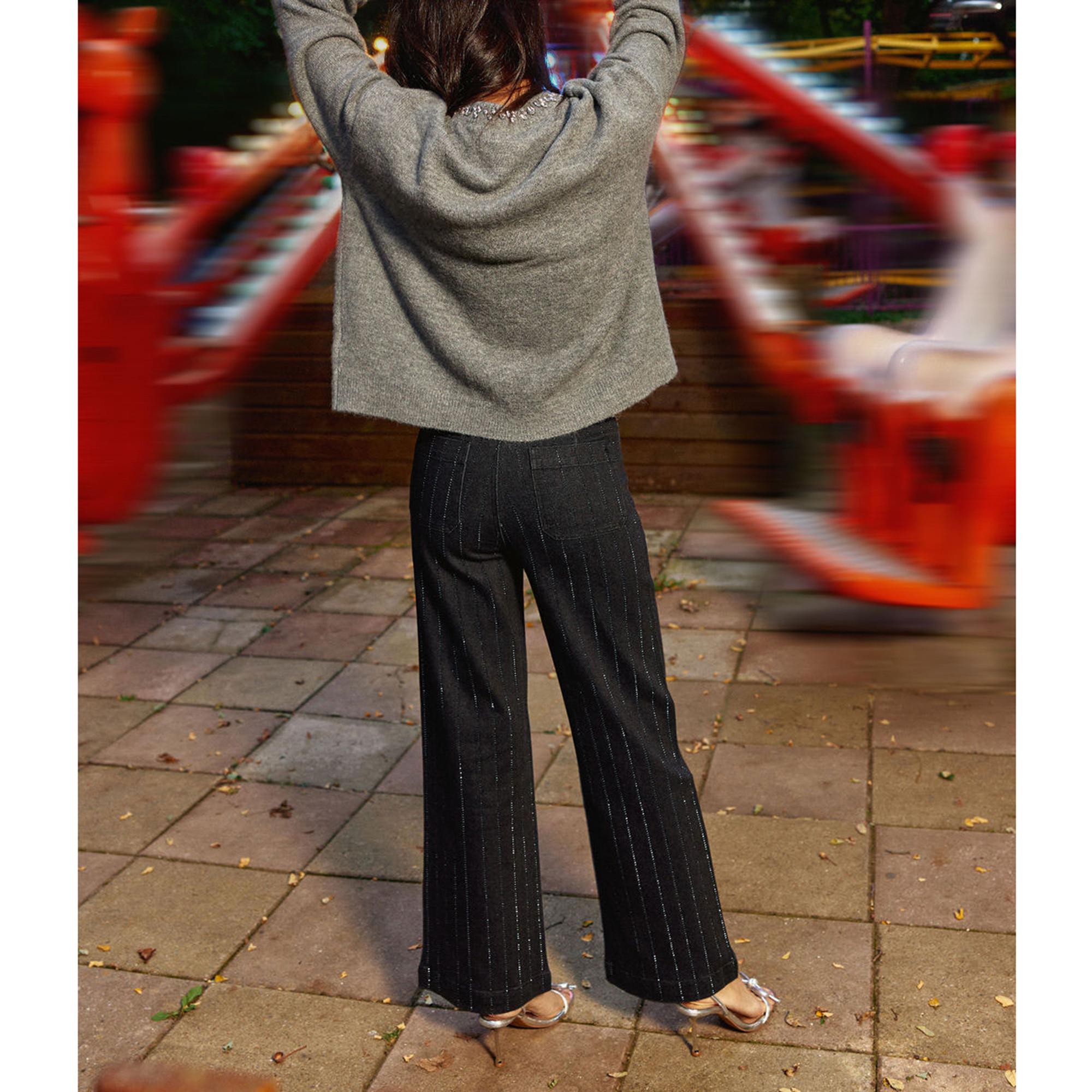 La Petite Etoile V-Ausschnitt Pullover  