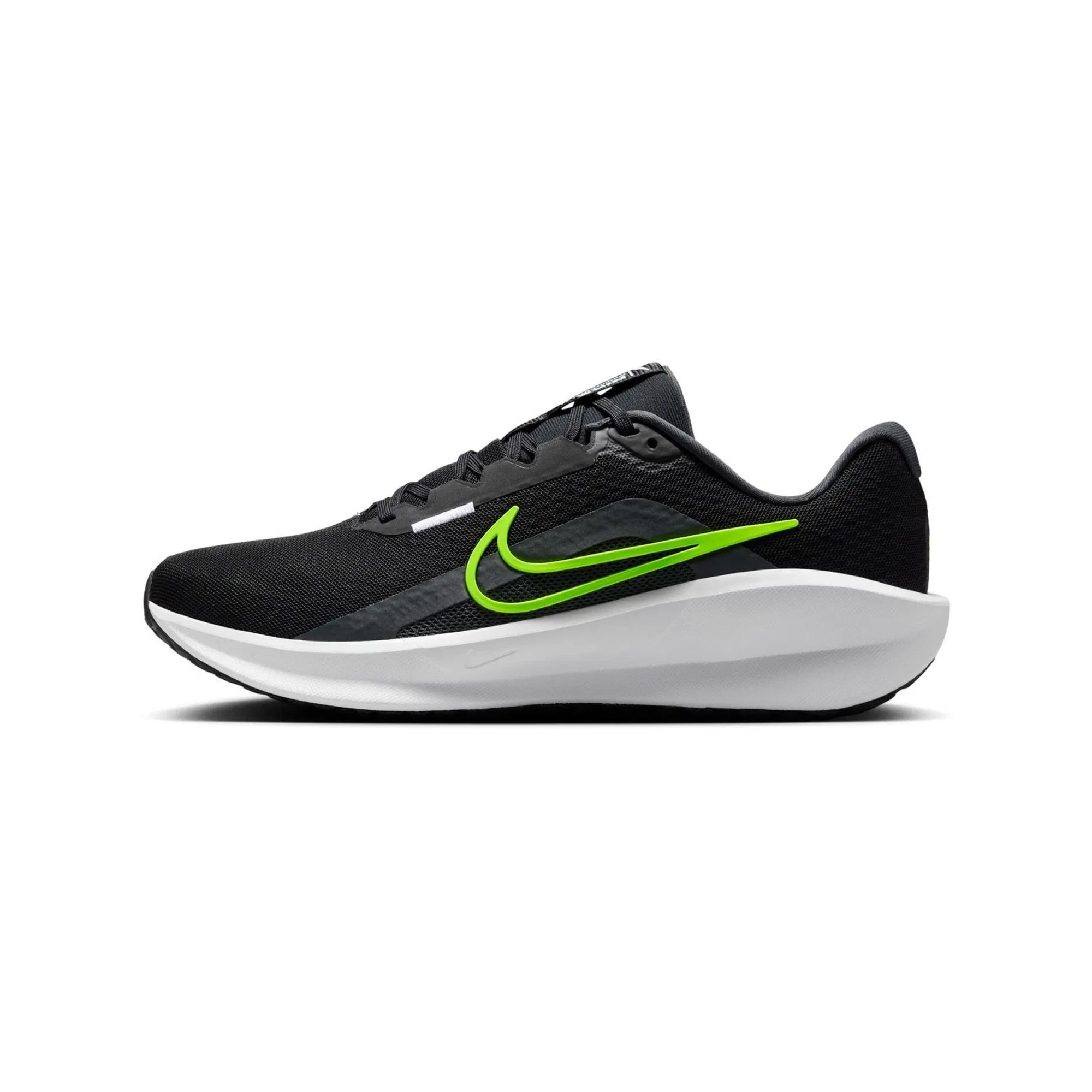 NIKE Downshifter 13 Scarpe da corsa 