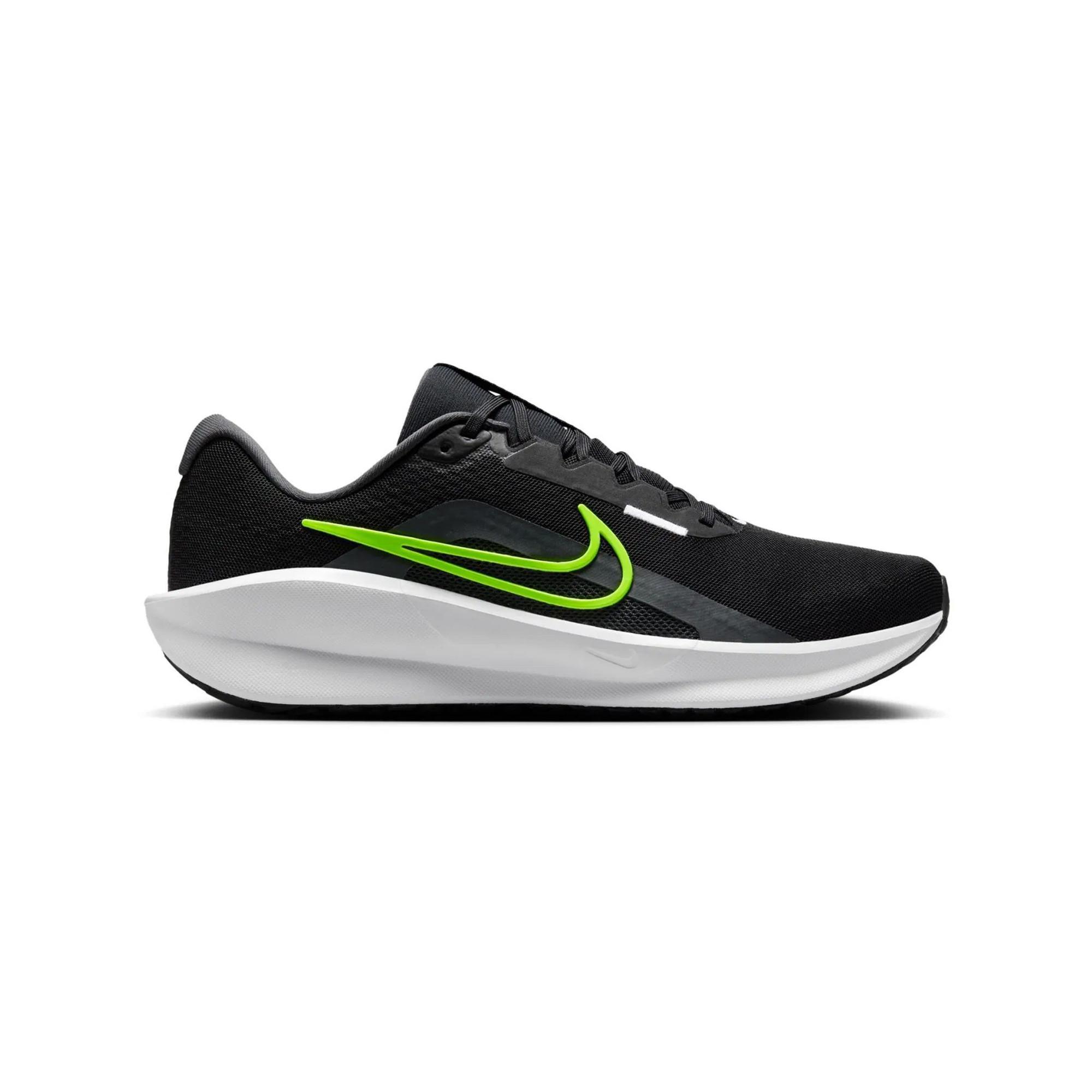 NIKE Downshifter 13 Scarpe da corsa 