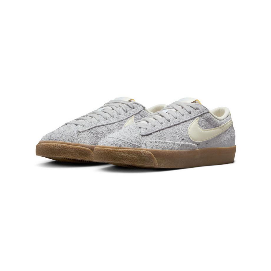 NIKE Wmns Blazer Lo'77 Vntg Sneakers, basses 