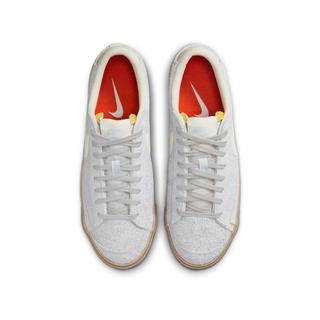 NIKE Wmns Blazer Lo'77 Vntg Sneakers basse 