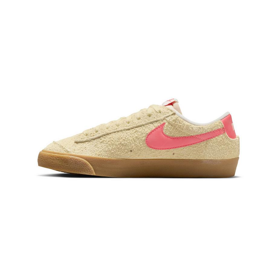 NIKE Wmns Blazer Lo'77 Vntg Sneakers, basses 