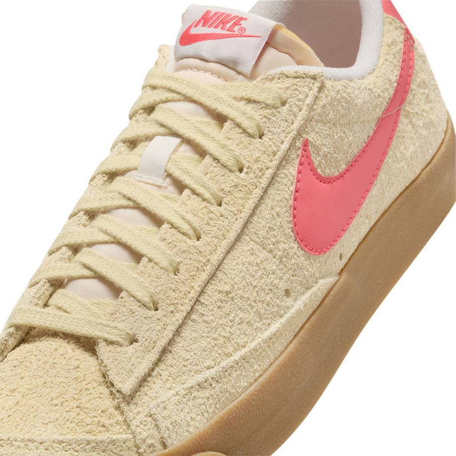 NIKE Wmns Blazer Lo'77 Vntg Sneakers, basses 
