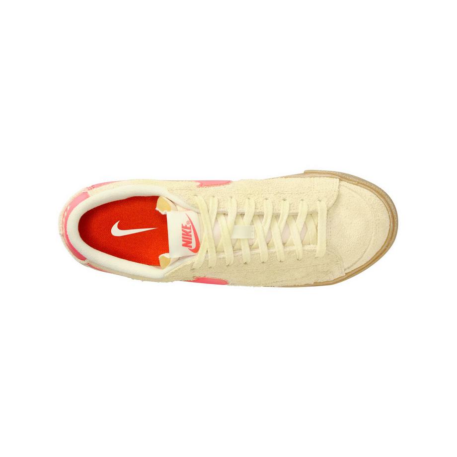 NIKE Wmns Blazer Lo'77 Vntg Sneakers, basses 
