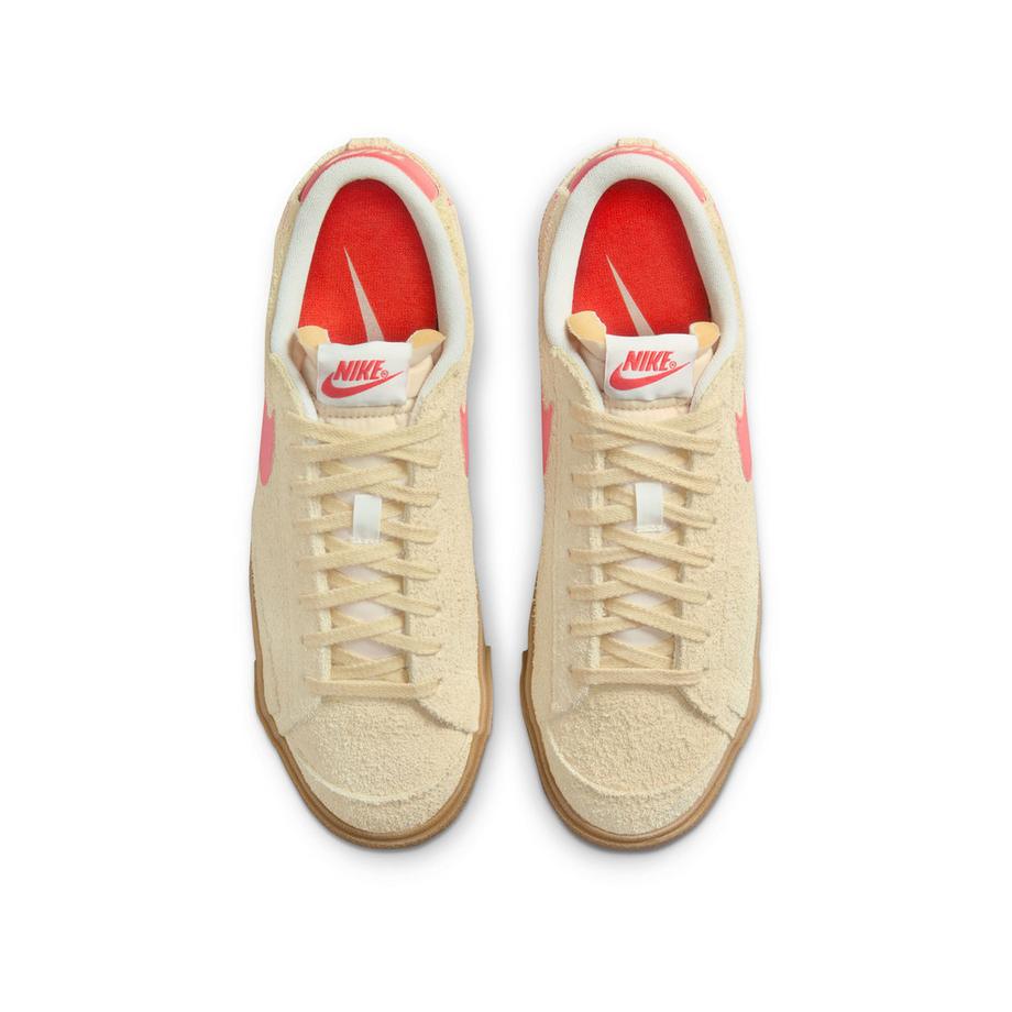 NIKE Wmns Blazer Lo'77 Vntg Sneakers, basses 