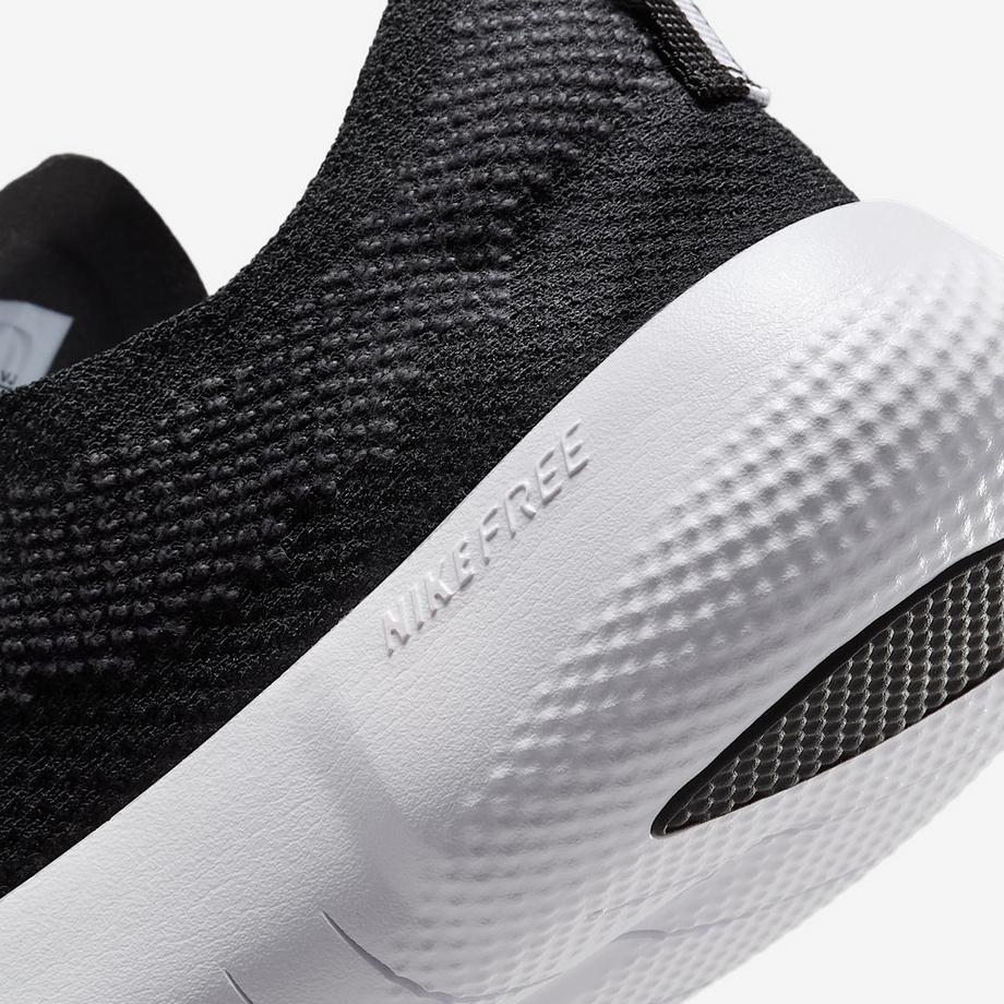 NIKE Wmns Free 2025 Chaussures fitness 