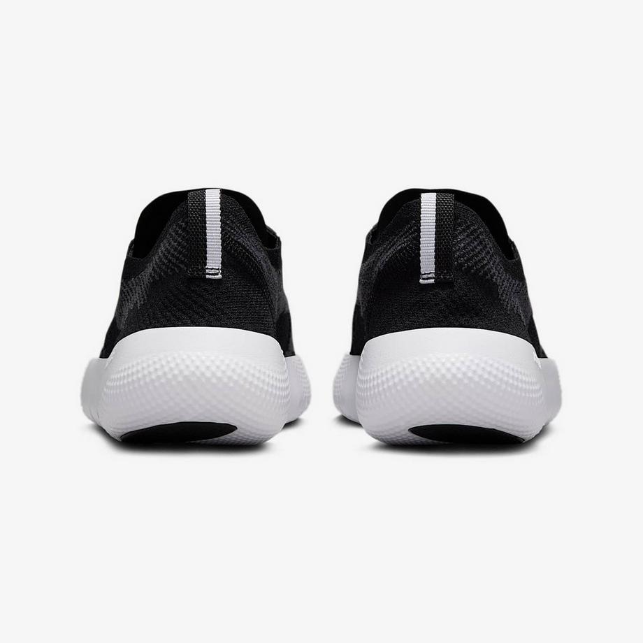 NIKE Wmns Free 2025 Chaussures fitness 