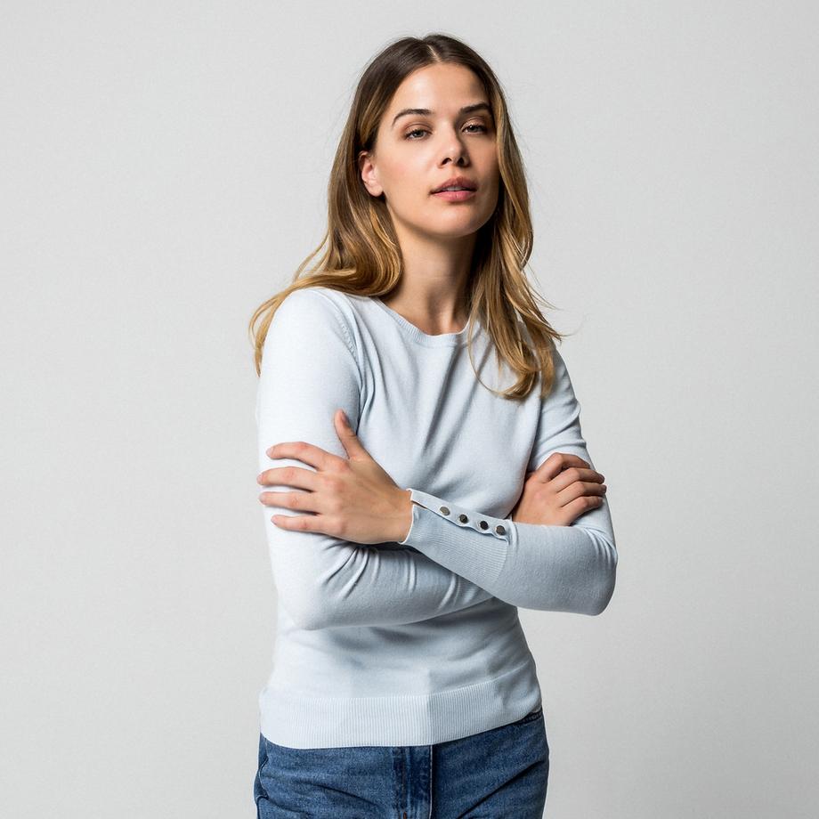 Manor Woman Pull en maille fine avec boutons décoratifs  