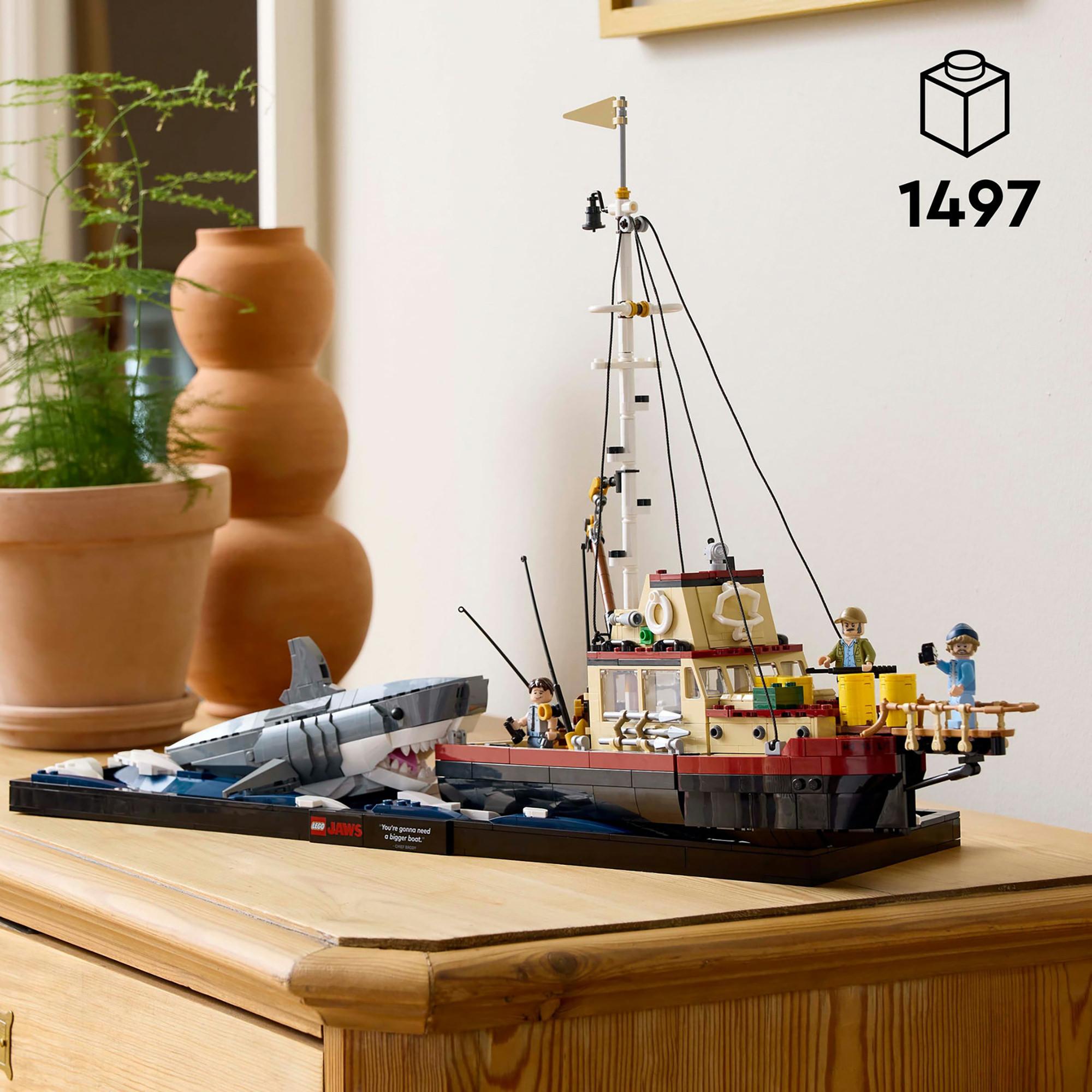 LEGO®  21350 Lo squalo 