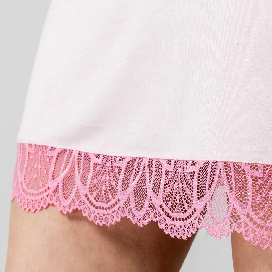 Manor Woman Chemise de nuit avec dentelle  