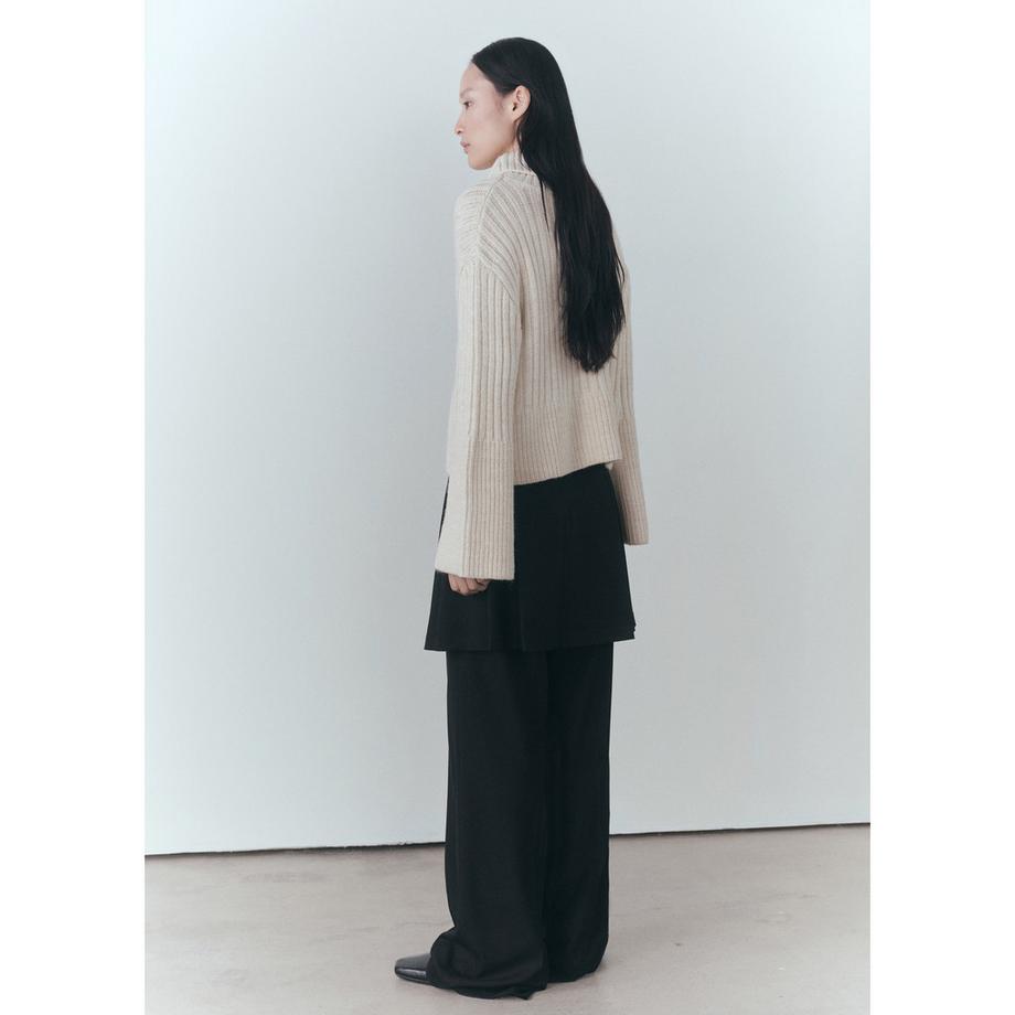 MANGO DORICA Maglione a Collo Alto in Maglia a Coste  