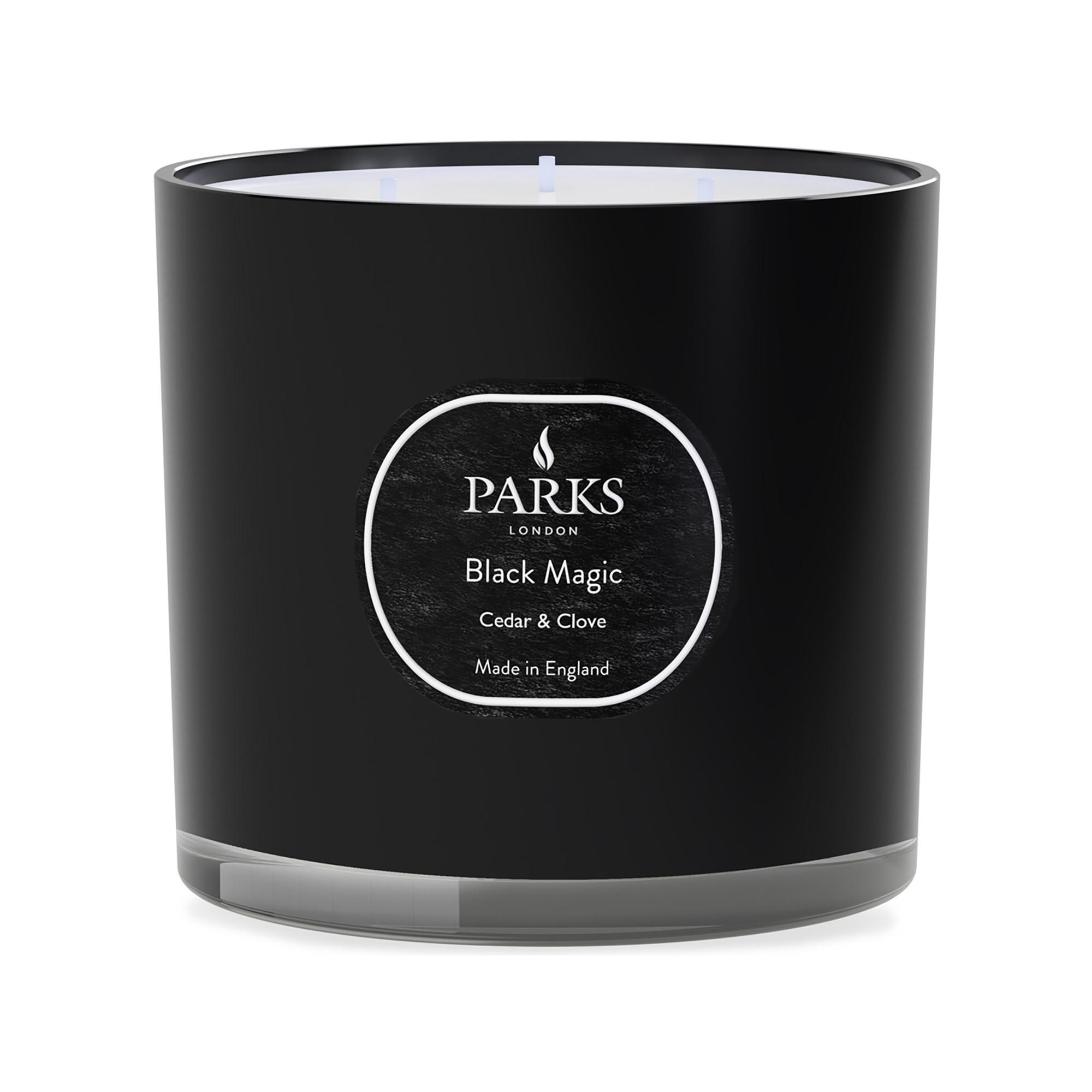 Parks London Candela profumata a 3 stoppini Black Magic Cedar & Clove 