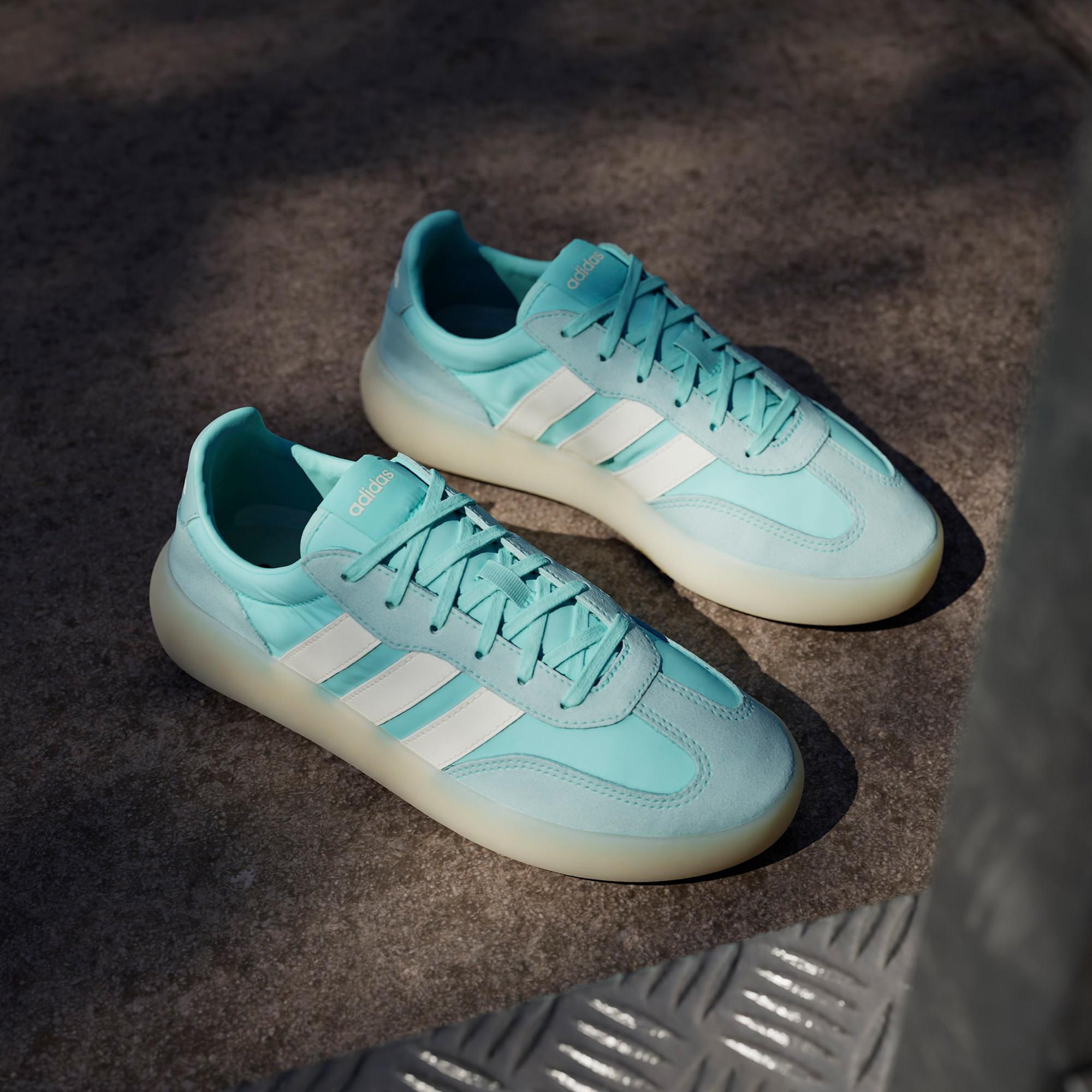 adidas BARREDA DECODE Sneakers, Low Top 