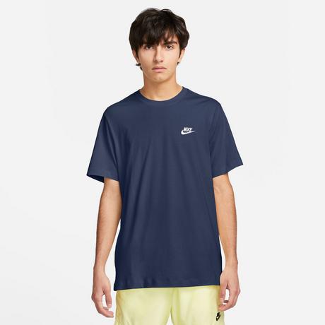NIKE Sportswear Club T-Shirt 