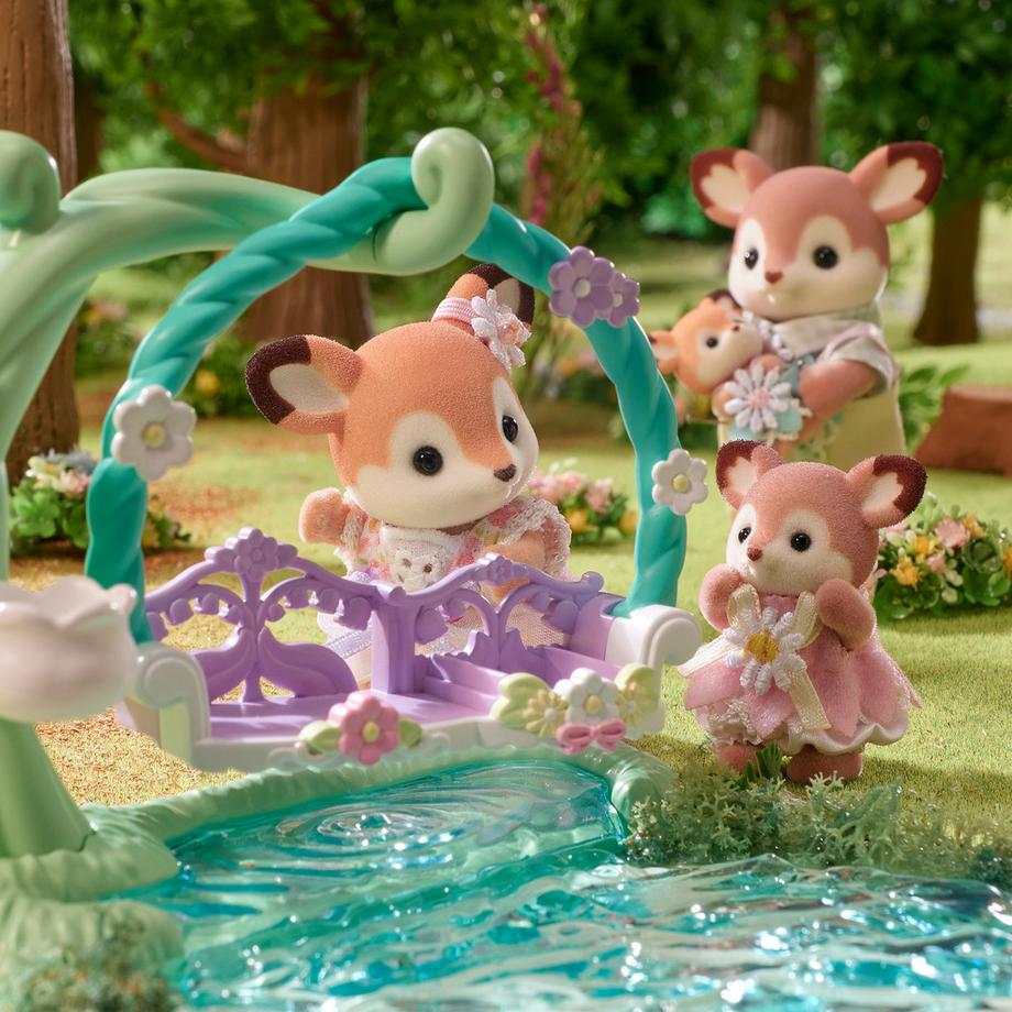 Sylvanian Families  Bébé chevreuil avec balançoire fleurie Set de jeu 