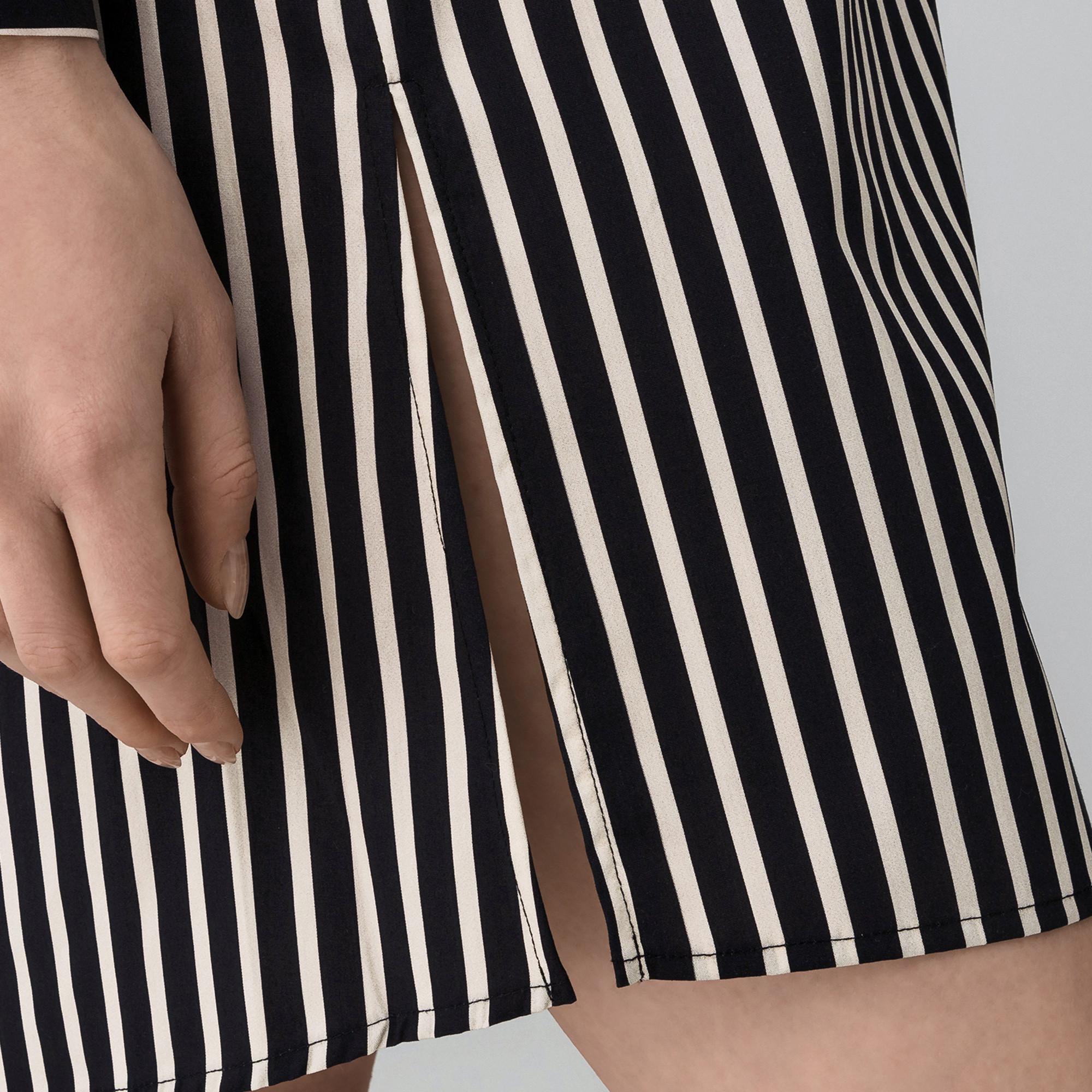 Manor Woman Robe chemise rayée  