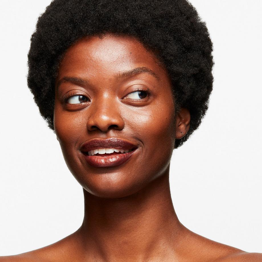 MAC Cosmetics  Strobe Dewy Skin Tint 