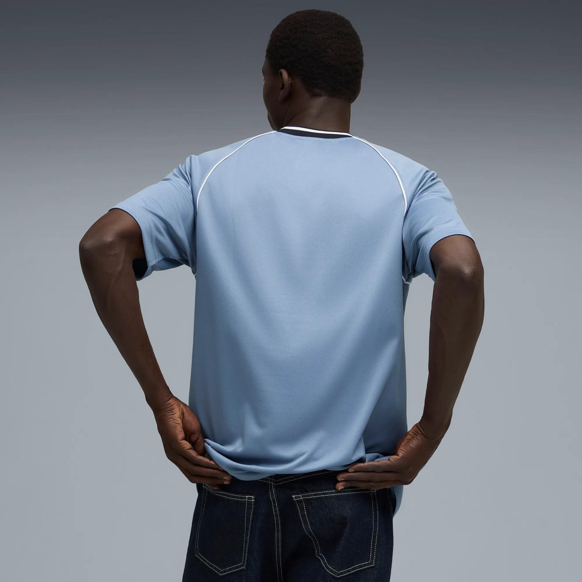 PUMA Core Essentials T-shirt 