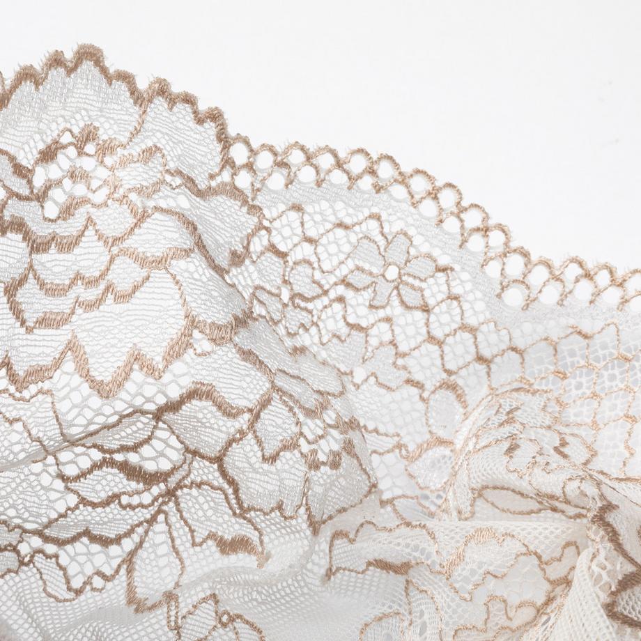 Manor Woman Slip brésilien en dentelle  