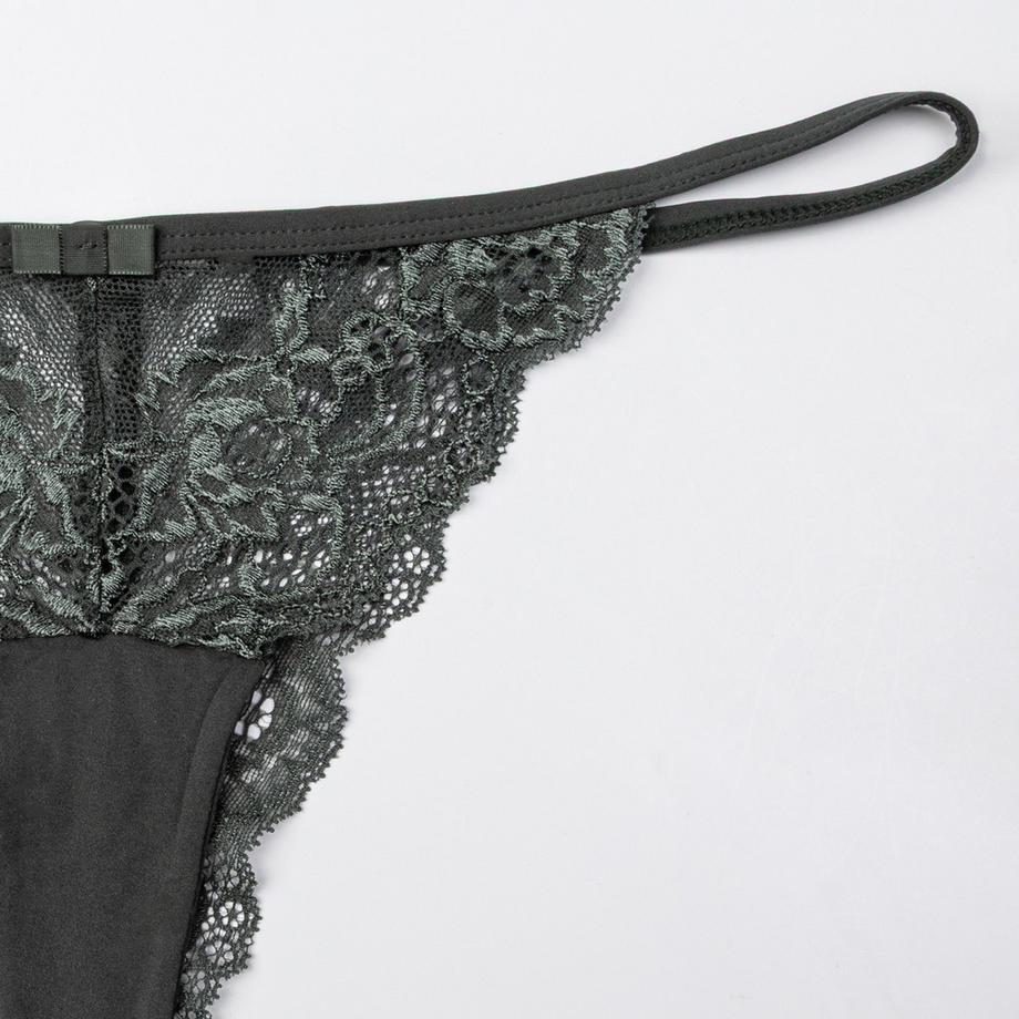 Manor Woman Perizoma String in Pizzo Floreale  