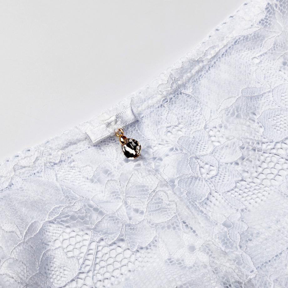 Manor Woman Brasiliana in pizzo  