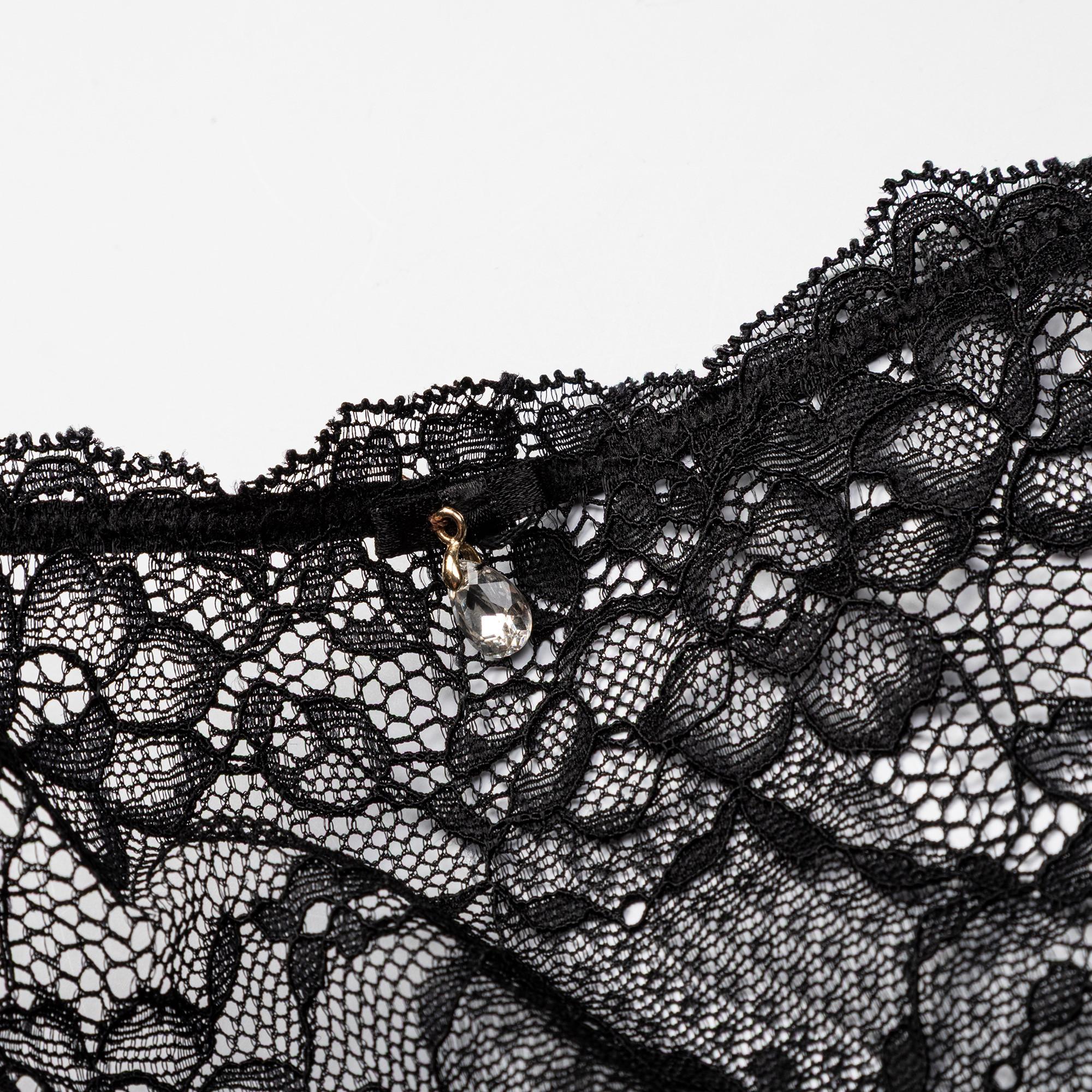 Manor Woman Spitzen String Tanga mit Zierschleife  