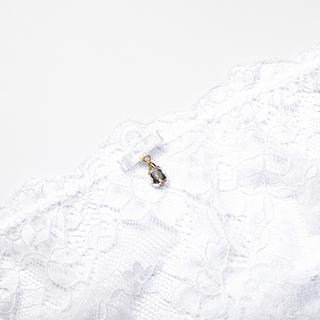 Manor Woman String en dentelle avec nœud décoratif  