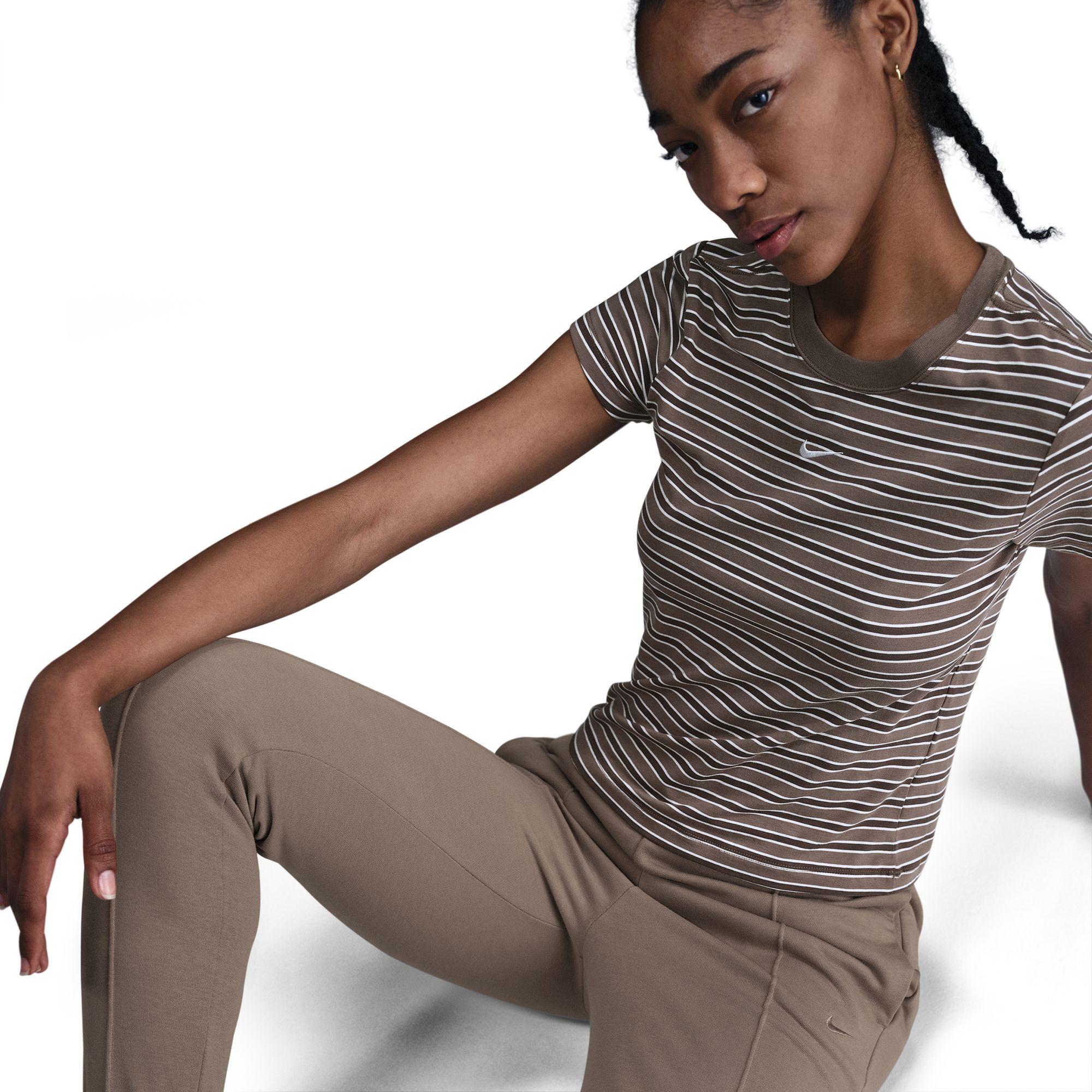 NIKE Sportswear Chill Terry Pantaloni da allenamento 