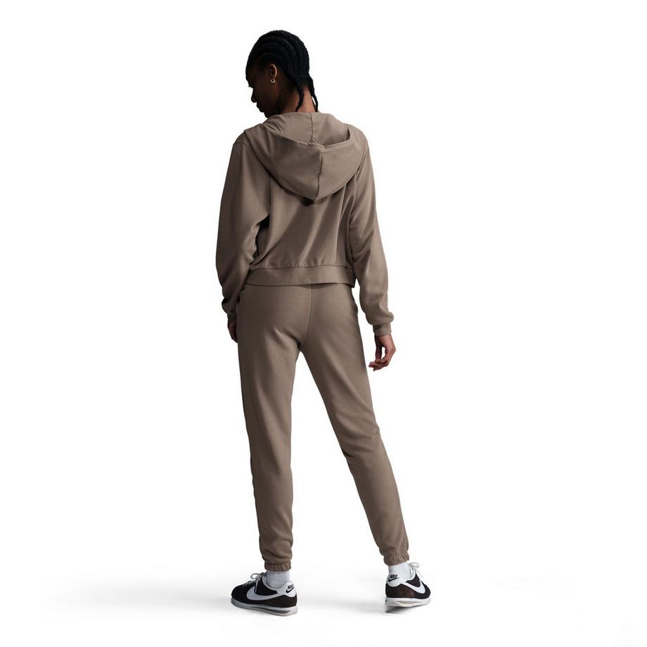 NIKE Sportswear Chill Terry Pantaloni da allenamento 