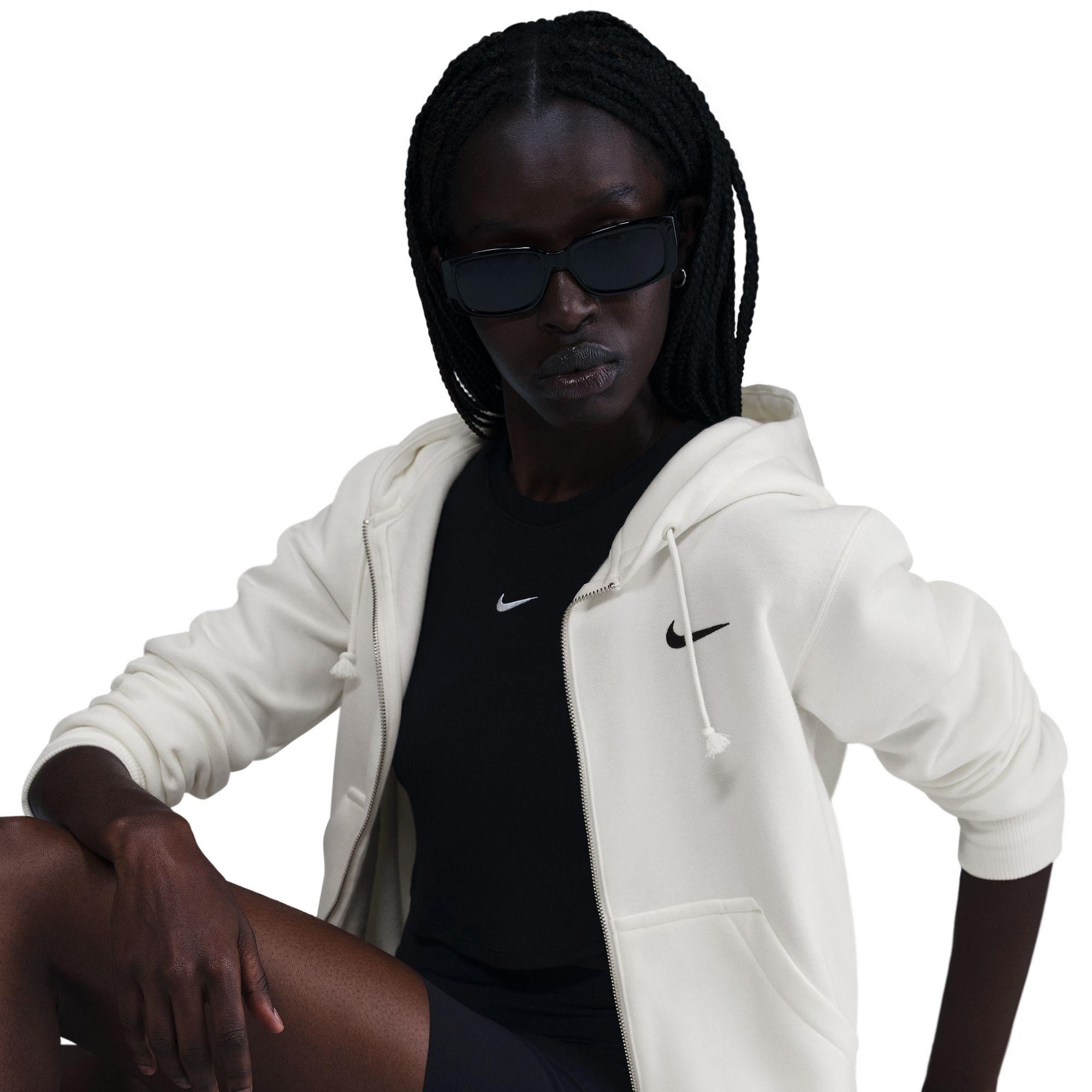 NIKE  Hoodie 