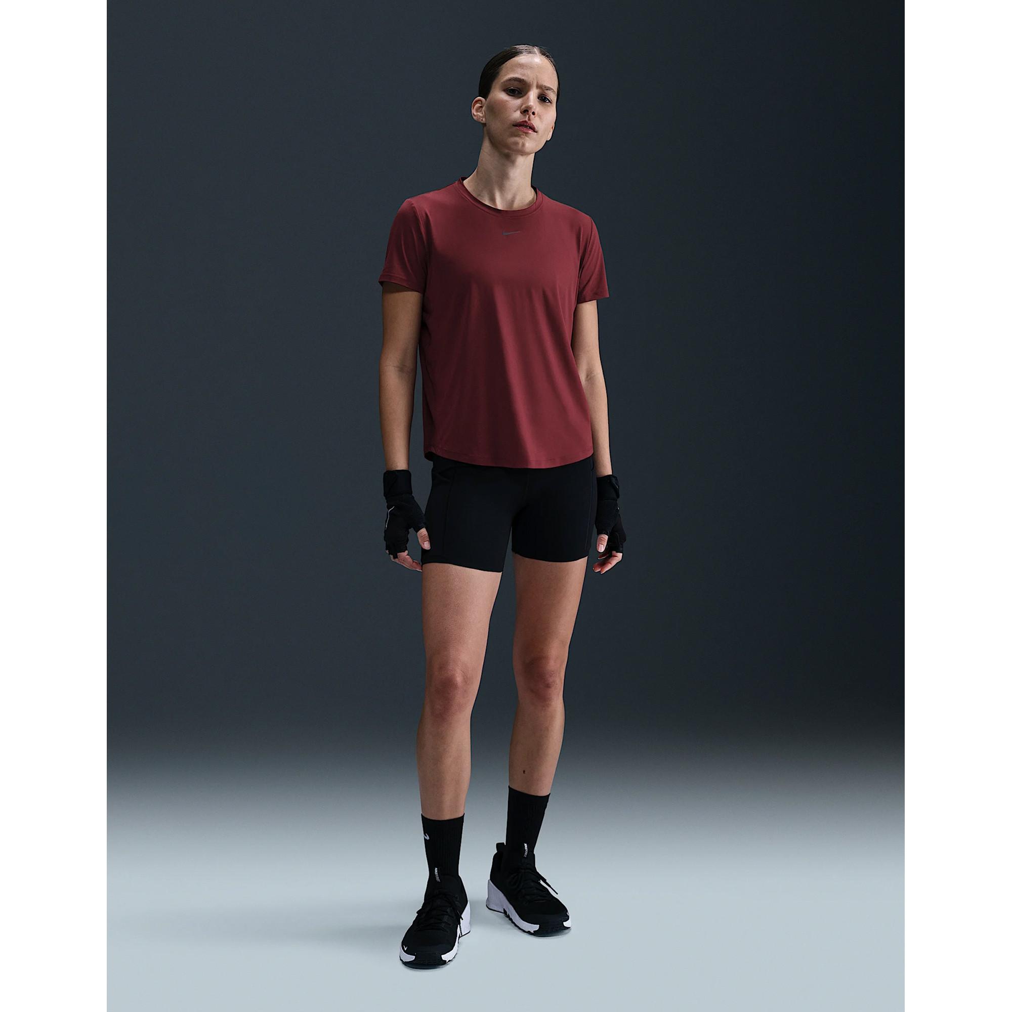 NIKE ESSENTIALS T-shirt, col rond, manches courtes 