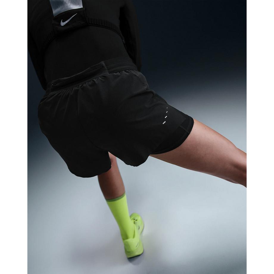 NIKE Swift Short 