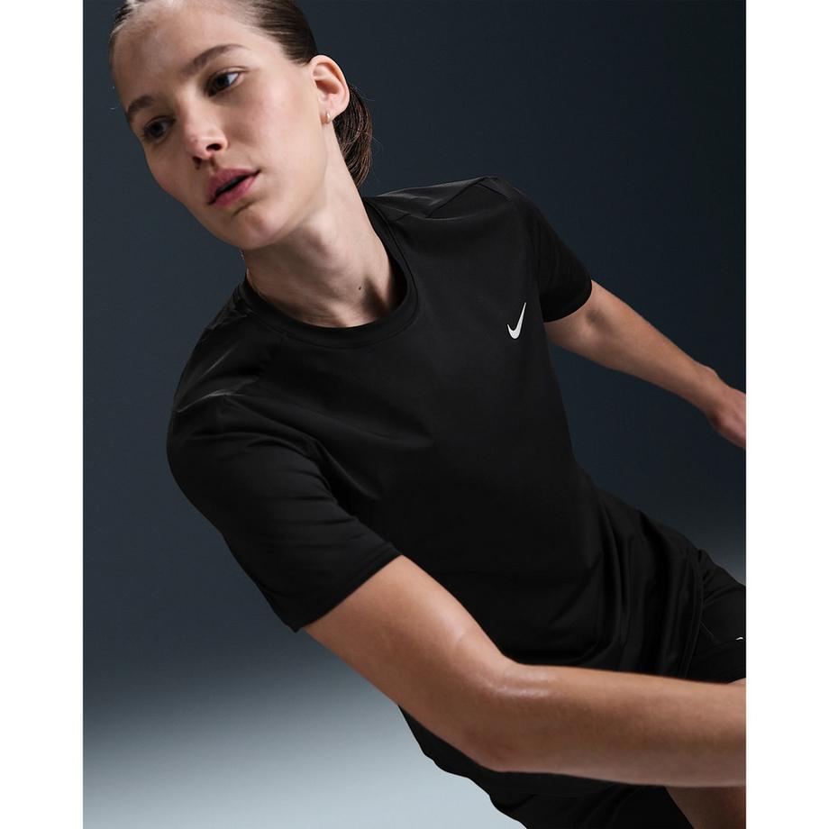 NIKE Swift T-shirt 