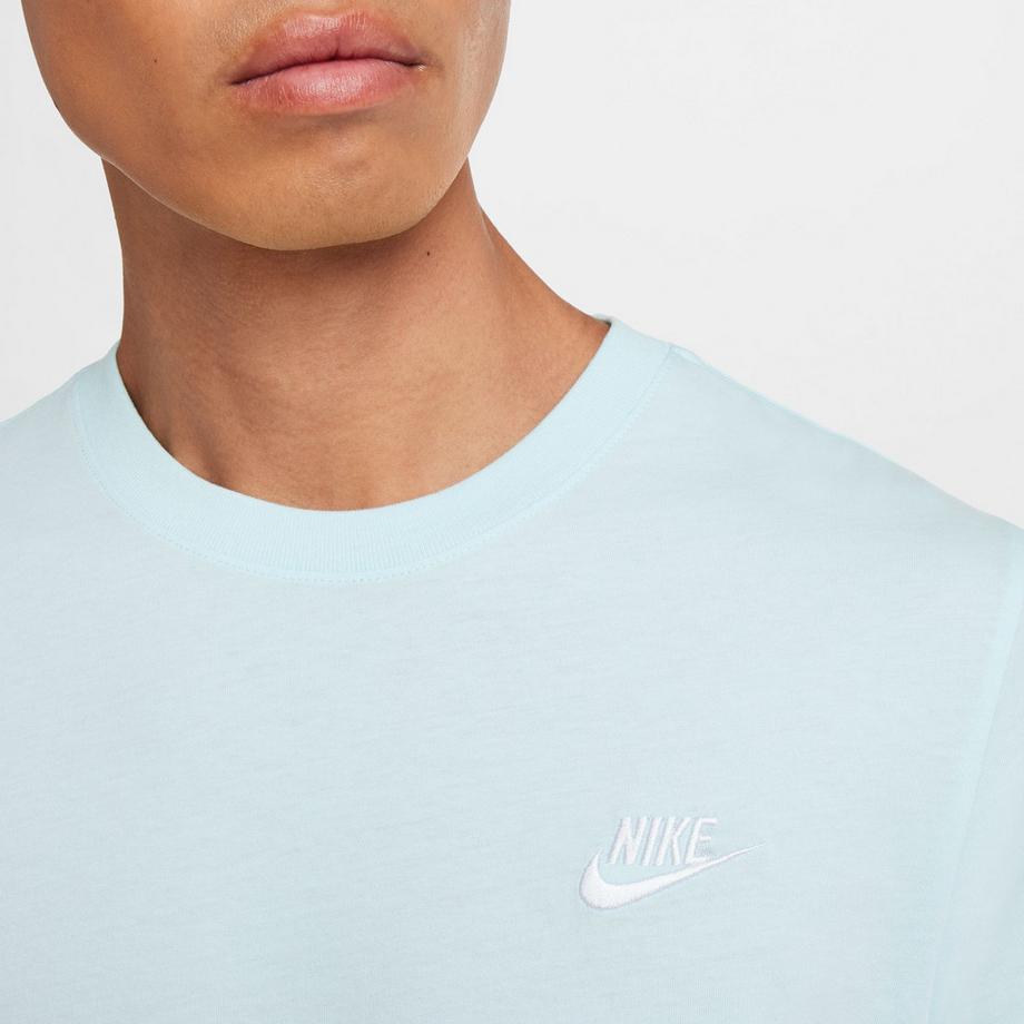 NIKE Sportswear Club T-shirt 