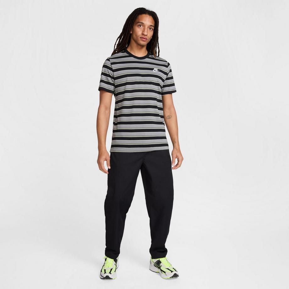 NIKE NIKE CLUB T-shirt girocollo, maniche corte 