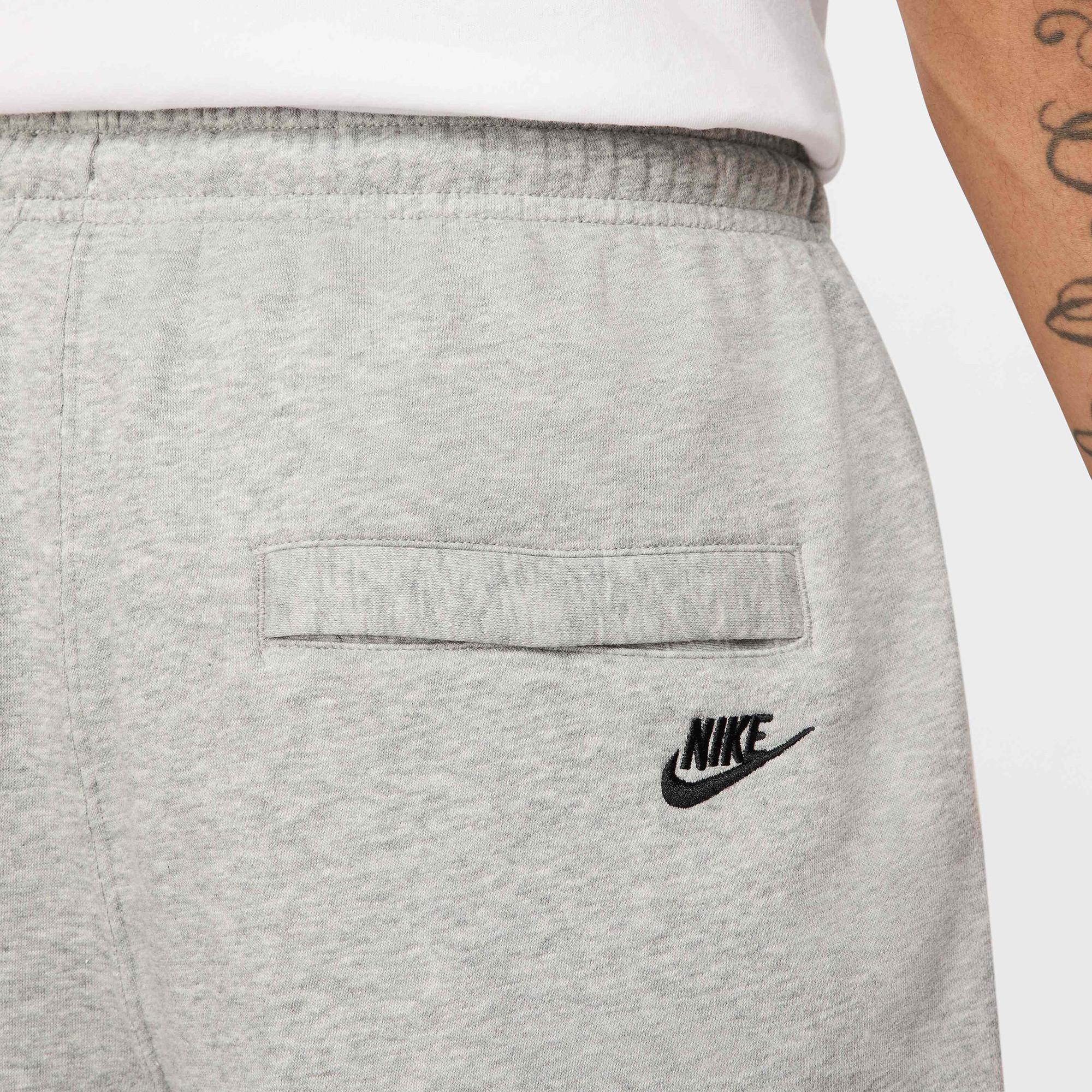 NIKE NIKE CLUB Pantalon de survêtement 