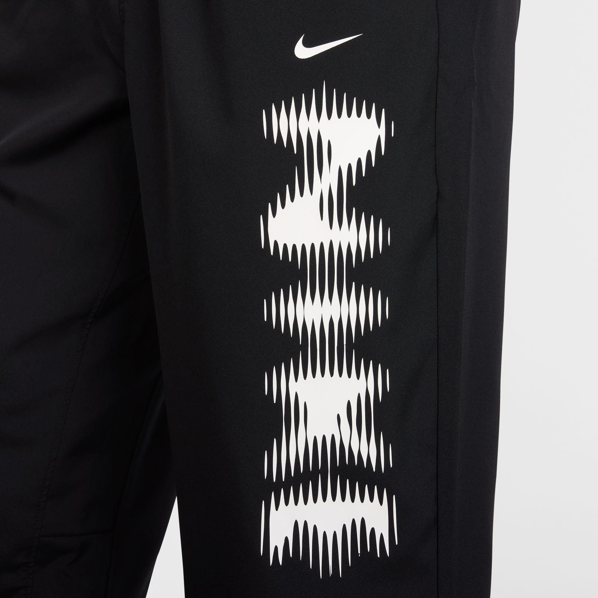 NIKE NIKE CLUB Pantalon de survêtement 