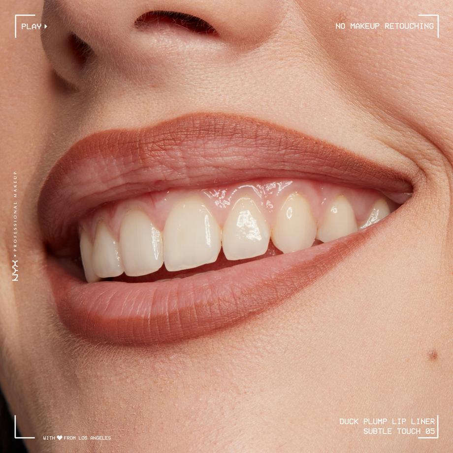 NYX-PROFESSIONAL-MAKEUP  Duck Plump Plumping Lip Liner 