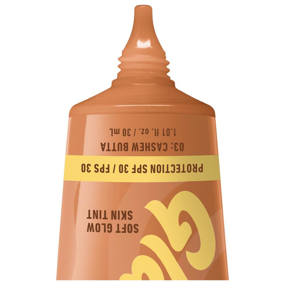 NYX-PROFESSIONAL-MAKEUP  Buttermelt Glaze Foundation LSF 30 