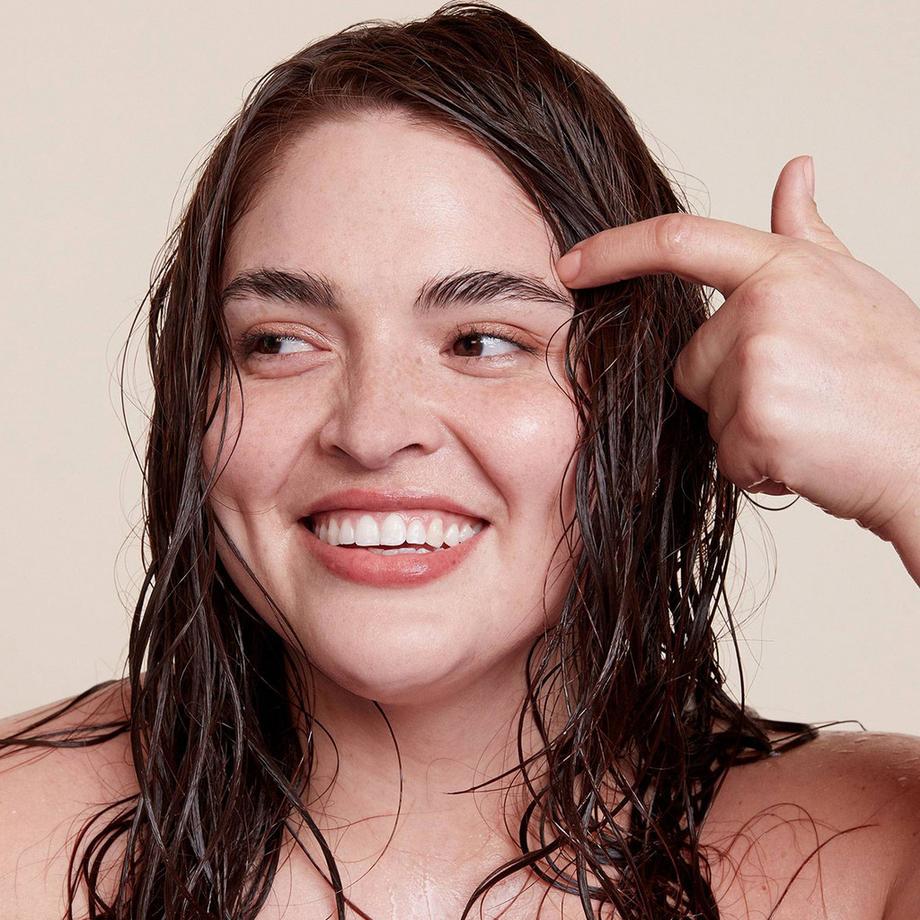 OUAI HAIRCARE Medium Hair Shampoo per capelli normali, Formato da viaggio 