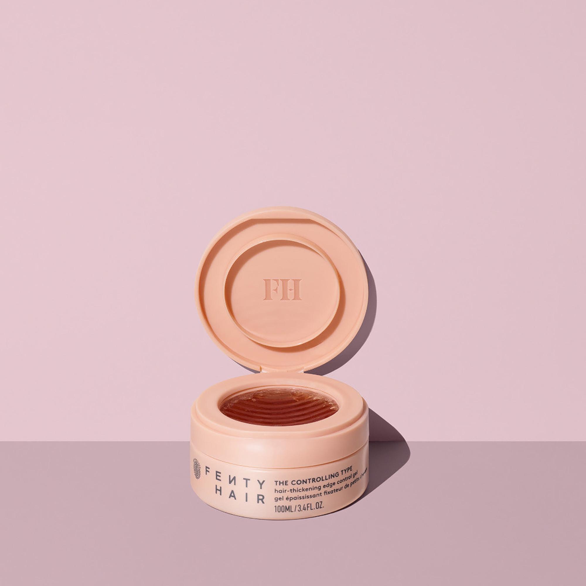 Fenty Hair  The Controlling Type - Gel fissante per contorni 