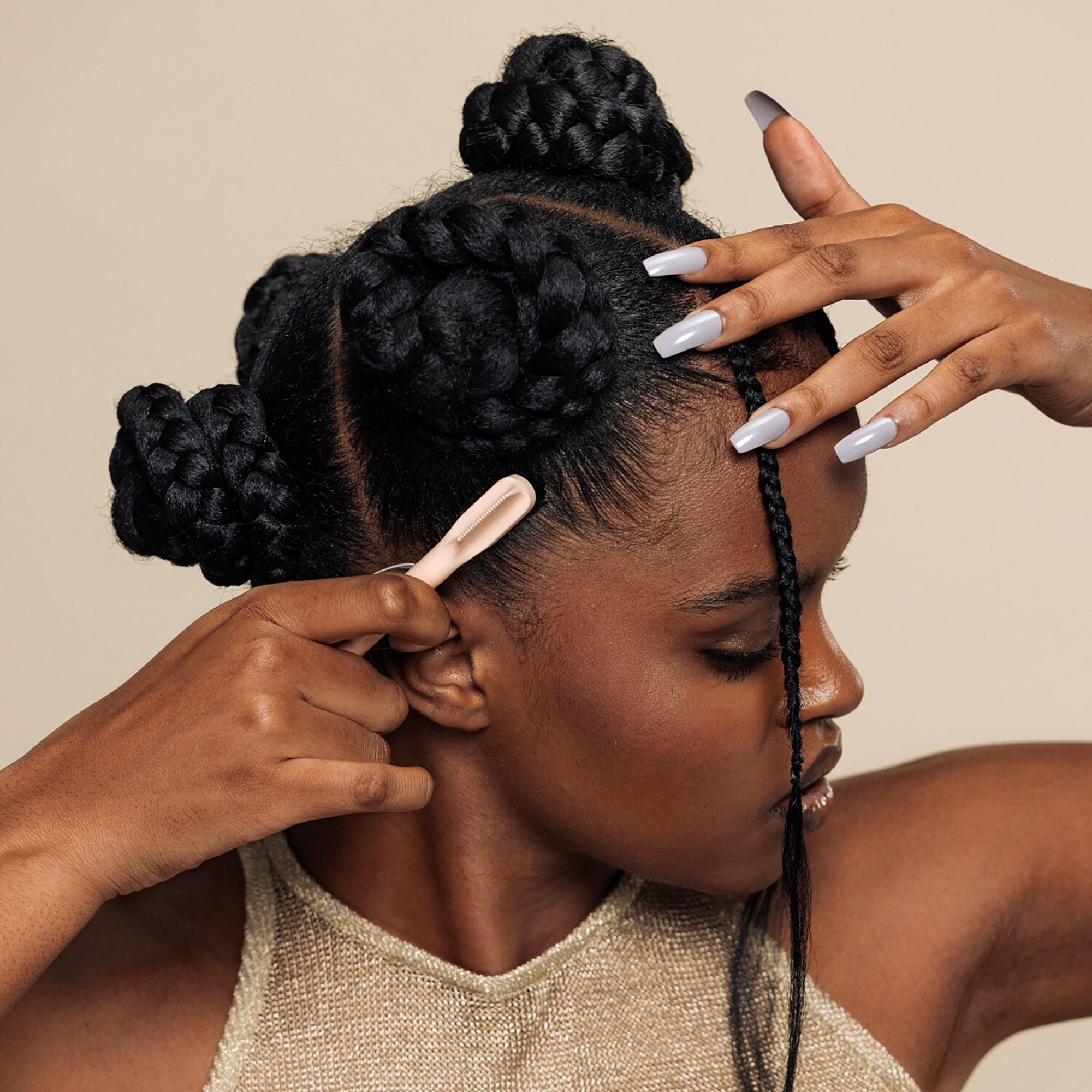 Fenty Hair  The Controlling Type - Gel Fixant Pour Les Contours 