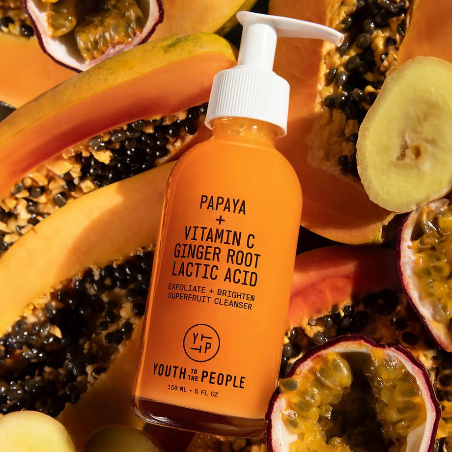 YOUTH TO THE PEOPLE  Superfruit Brightening + Exfoliate - Papaya + Vitamina C 