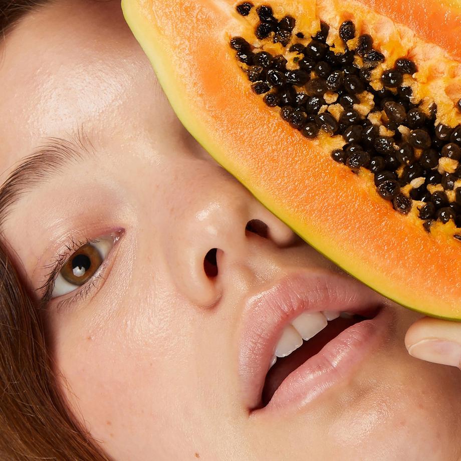 YOUTH TO THE PEOPLE  Superfruit Brightening + Exfoliate - Papaya + Vitamina C 