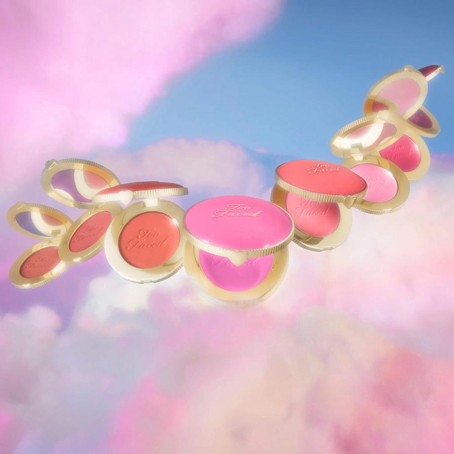 Too Faced  Cloud Crush - Fard setoso 