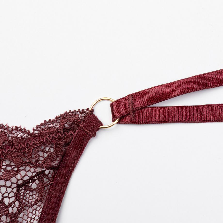 Manor Woman Perizoma String in Pizzo  