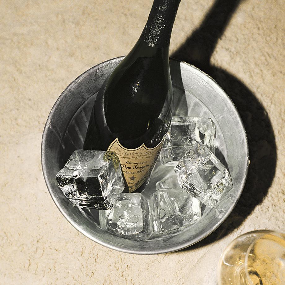 Dom Pérignon Blanc Vintage 2015 Etui, Champagne AOP  